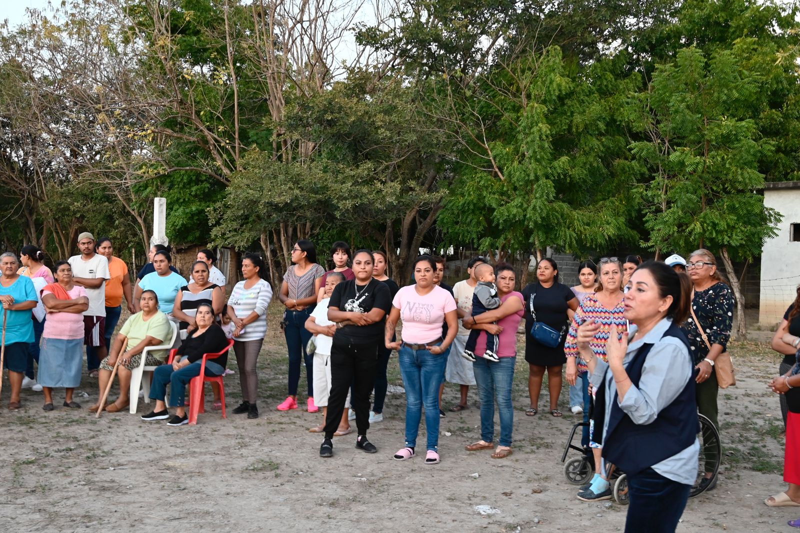 CONTINUA MARIELA LOPEZ SOSA, LLEVANDO LA 
NAVIDAD QUE NOS UNE A COMUNIDADES RURALES